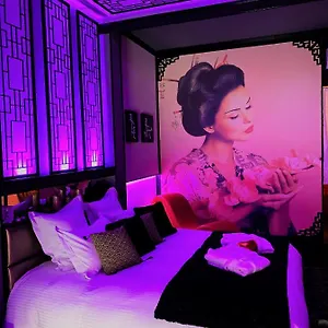  Appartement Romantique Et Climatisée Avec Jacuzzi